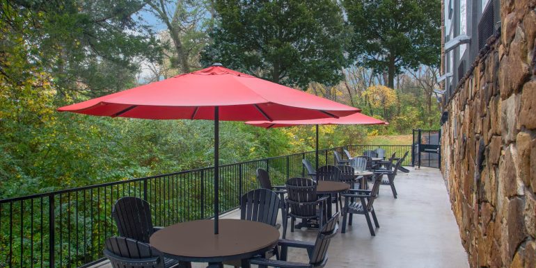 BRAMOBIS 11- PATIO