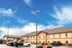 Econo Lodge for Sale in Missouri near Bentonville Arkansas